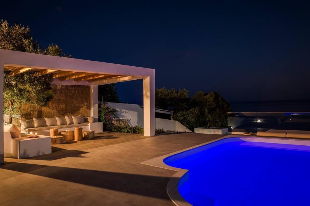 Lourdas White Villa Lourdata  Esterno foto